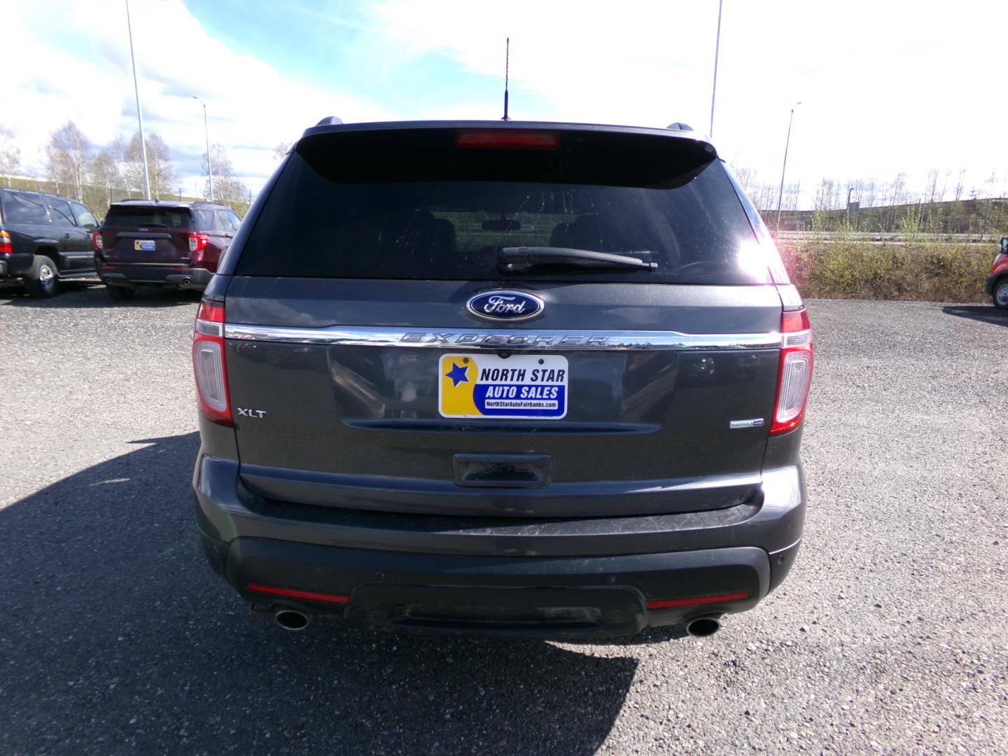 2015 Grey Ford Explorer (1FM5K8D81FG) , located at 2630 Philips Field Rd., Fairbanks, AK, 99709, (907) 458-0593, 64.848068, -147.780609 - Photo#3